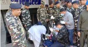 Mock Drill: उत्तराखंड के रानीखेत में भूकंप से दहशत, मॉल में फंसे 20 घायलों को बचाया