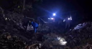 Chamoli: देवाल के पास कार दुर्घटना में पूर्व सैनिक की मौत, तीन घंटे रेस्क्यू ऑपरेशन के बाद निकाला गया शव