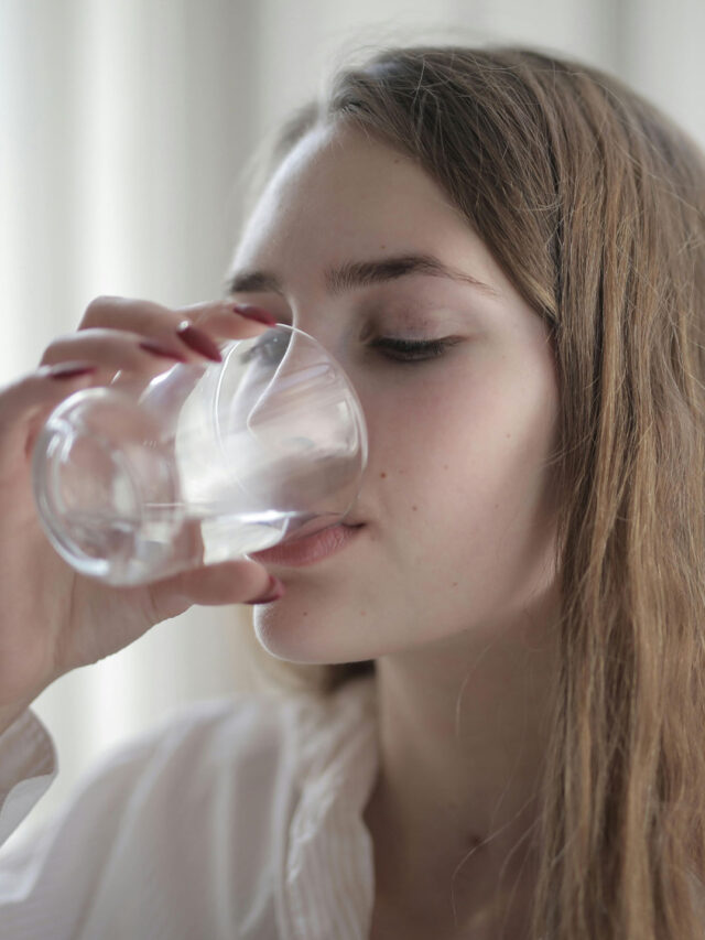 सुबह उठते ही सूख जाता है गला? हो सकता है ये 7 गंभीर बीमारियों का संकेत