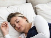 क्या महिलाओं को पुरुषों से ज्यादा नींद की जरूरत होती है, जानिए क्या कहती है साइंस? 1