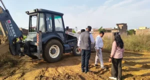 Uttarakhand: रुड़की में प्रशासन का Bulldozer Action, शिकारपुर में 7.5 बीघा भूमि पर किए अवैध कब्जों को किया ध्वस्त