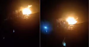 Uttarkashi: फीताड़ी गांव में दो लकड़ी के घरों में लगी आग, अन्य भवनों को भी बना खतरा, फायर ब्रिगेड रवाना