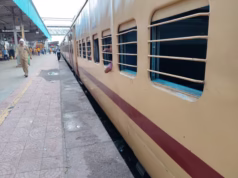 Haridwar: चलती ट्रेन में चढ़ने की कोशिश कर रहे यात्री का हाथ कटा, आरपी ने अस्पताल में भर्ती कराया