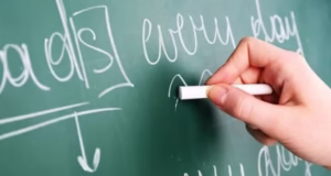 Uttarakhand: प्रदेश के अटल उत्कृष्ट विद्यालयों के लिए बनेगी अलग नियमावली, तबादलों की जद में आएंगे शिक्षक