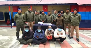 चारधाम में घूम रहे टप्पेबाज, केदारनाथ के बाद बदरीनाथ में डालने वाले थे डाका; पुलिस ने किया गिरफ्तार