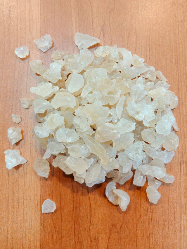 शरीर को ठंडा रखने वाला गोंद कतीरा हर किसी के लिए नहीं, इन 6 लोगों को भूलकर भी नहीं खाना चाहिए