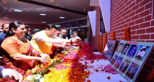 Khatima: पूर्व सैनिकों को मिला सीएसडी कैंटीन का तोहफा, सीएम ने पुण्यतिथि पर पिता को किया नमन