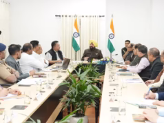 चारधाम यात्रा: राज्यपाल ने की बैठक, कहा-साइबर अपराध, फर्जी हेली टिकट-होटल बुकिंग धोखाधड़ी से सख्ती से निपटें