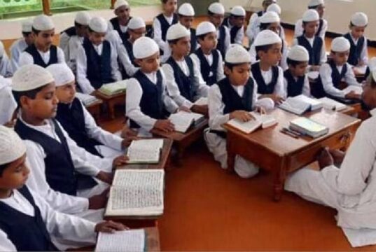 Uttarakhand: कैबिनेट का फैसला, मदरसों को मान्यता व पंजीकरण के लिए देना होगा शुल्क, नियमावली को मंजूरी