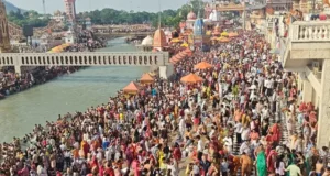 Uttarakhand: बुद्ध पूर्णिमा पर हरिद्वार में उमड़ा आस्था का सैलाब, हरकी पैड़ी पर गंगा स्नान