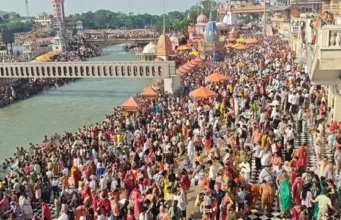 Uttarakhand: बुद्ध पूर्णिमा पर हरिद्वार में उमड़ा आस्था का सैलाब, हरकी पैड़ी पर गंगा स्नान