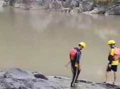 Uttarakhand News: कीर्तिनगर पुल से अलकनंदा में कूदी महिला, रेस्क्यू ऑपरेशन जारी