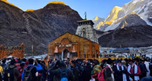 Chardham Yatra: केदारनाथ और यमुनोत्री में यात्रियों की संख्या बढ़ने पर पंजीकरण बंद, श्रद्धालुओं ने किया हंगामा