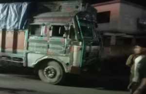 Uttarakhand: अल्मोड़ा में दर्दनाक हादसा, जन्मदिन मनाकर लौट रहे युवकों की स्कूटी ट्रक से टकराई, 2 घायल, 1 की हालत गंभीर