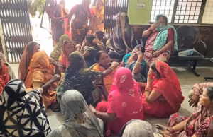 Sitarganj: प्रसव के बाद इलाज के दौरान बीडीसी सदस्य की बहू की मौत, परिजनों ने अस्पताल में काटा हंगामा