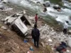 Uttarakhand: चमोली में 400 मीटर गहरी खाई में गिरी कार, 3 की मौत, घायलों को किया जाएगा एयरलिफ्ट