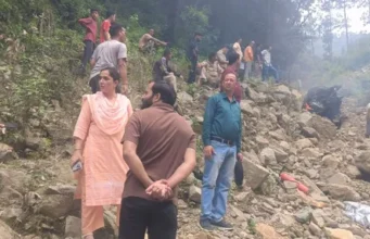 मातम में बदली नई कार लेने की खुशी, परिवार संग घर जा रहा था CRPF जवान, हादसे में मौत