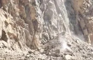 सावधान! केदारनाथ पैदल मार्ग पर पत्थर गिरने का सिलसिला तेज, अब तक तीन की मौत और पांच घायल