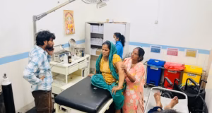 Ramnagar: गर्जिया मंदिर जा रही ट्रैक्टर-ट्रॉली पलटी, 20 से अधिक श्रद्धालु घायल ,दो महिलाएं गंभीर