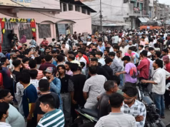 Haldwani News: शनि बाजार में दर्दनाक हादसा, तेज रफ्तार कैंटर की टक्कर से किशोरी की मौत, गुस्साई भीड़ ने किया हंगामा