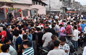Haldwani News: शनि बाजार में दर्दनाक हादसा, तेज रफ्तार कैंटर की टक्कर से किशोरी की मौत, गुस्साई भीड़ ने किया हंगामा