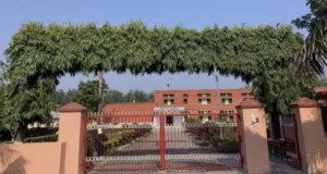 Uttarakhand: ‘स्पेशल डाइट’ बनी जहर…चिकन-पनीर ने बिगाड़ी 150 छात्रों की सेहत, दो की हालत नाजुक