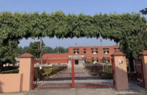Uttarakhand: ‘स्पेशल डाइट’ बनी जहर…चिकन-पनीर ने बिगाड़ी 150 छात्रों की सेहत, दो की हालत नाजुक