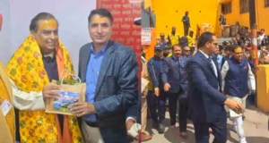 Chamoli: उद्योगपति मुकेश अंबानी ने किए बदरीनाथ के दर्शन, भगवान बदरीविशाल का लिया आशीवार्द, पांच करोड़ किए दान