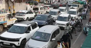 Nainital News: वीकेंड में Haldwani में भीषण जाम, ढाई घंटे फंसा शव वाहन, पर्यटक भी परेशान