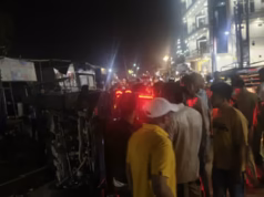 रुड़की में रफ्तार का कहर: भीड़ के बीच घुसी बेकाबू स्कॉर्पियो, कई लोगों को चपेट में लिया, दो बच्चियां गंभीर