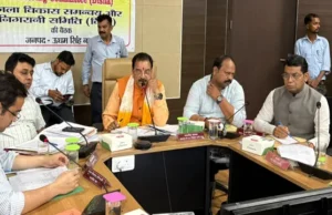 उत्तराखंड: दो बार बुलाने पर भी बैठक में नहीं आए अफसर, तो सांसद ने पुलिस से उठवा लिया