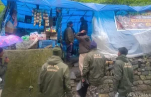 केदारनाथ यात्रा अपडेट: भारी बारिश के बीच प्रशासन अलर्ट, संगम घाट से यात्रियों को सुरक्षित स्थानों पर पहुंचाया