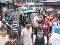 धर्मेंद्र प्रधान के इस्तीफे के बाद उत्तराखंड में जश्न, बारिश के दौरान सड़कों पर निकले ‘Gen-Z’