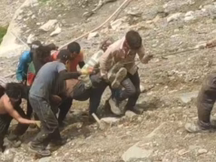 Gangotri Highway: रतूड़ीसेरा में गिरे बोल्डर, चपेट में आकर 100 मीटर गहरी खाई में गिरा मजदूर, हायर सेंटर रेफर
