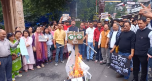 Uttarakhand: नैनीताल में बवाल…पालिकाध्यक्ष के एकतरफा ठेके के खिलाफ भड़के सभासद, लगाया ये आरोप