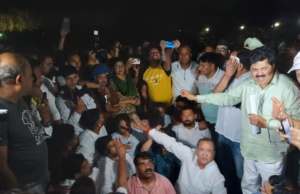 राहुल गांधी के कार्यक्रम में पेंच: देर रात परेड मैदान पहुंचे कांग्रेसी, पुलिस ने रोका, हुई धक्का मुक्की