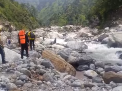 Rudraprayag News: मंदतौली संगम के पास नदी में बहे व्यक्ति की तलाश जारी, तीन दिन पहले हुआ था हादसा