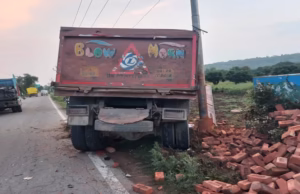 Haldwani Accident: हल्द्वानी-रामनगर हाईवे पर भीषण सड़क हादसा, एक युवक की मौत, महिला गंभीर