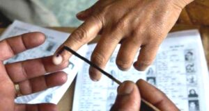 Uttarakhand: जहां सबसे अधिक वोट काटने के आवेदन, वहां मंडलायुक्त करेंगे जांच, बैठक में एसआईआर पर समीक्षा