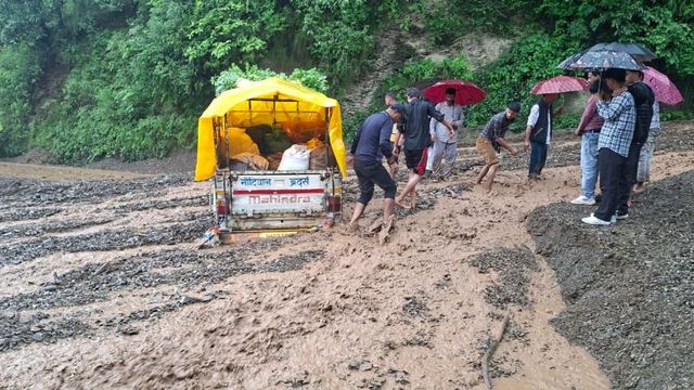 chamoli-bhari-barish-1785830712187_v