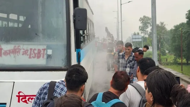 dun-bus-fire-31-aug-(1)-1788158453834_v
