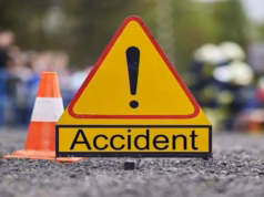 Uttarakhand Accident: कोसी के पास कार अनियंत्रित होकर 80 फीट गहरी खाई में गिरी, एक की मौत, दो घायल