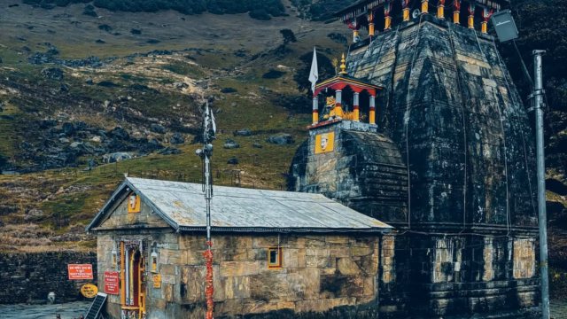 madhyamaheshwar-temple_1210aa3a0d2d231fc92ae06e386af4ec