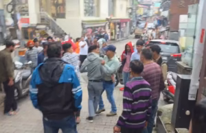 मसूरी: पालिका कर्मी और युवक के बीच हुई बहस, विवाद बढ़ा तो फिर जमकर चले लात-घूंसे, लिस ने दर्ज किया मुकदमा