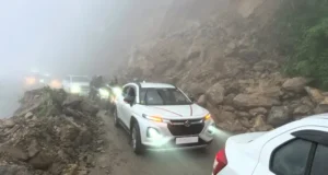 बारिश से कुमाऊं में दुश्वारियां, 92 सड़कें बंद, इस मानसून सीजन में अब तक 17 लोगों की मौत