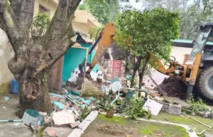 Uttarakhand News: Bulldozer Action की बड़ी कार्रवाई, देहरादून में 150 बीघा प्लाटिंग पर चला बुलडोजर