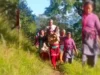 Uttarakhand: चमोली में सड़क के अभाव में डोली के सहारे अस्पताल पहुंचे बुजुर्ग की मौत, महिलाओं का संघर्ष भी न बचा सका जिंदगी