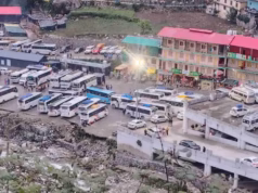 उत्तराखंड: दो दिन बाद फिर शुरू हुई चारधाम यात्रा, मौसम साफ होने पर प्रशासन ने हटाई रोक, यात्रियों को राहत