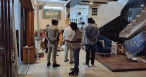 देहरादून: भाजपा पार्षद के घर सनसनीखेज वारदात, नौकर ने परिवार को विषाक्त पदार्थ पिलाकर की लूट, फरार