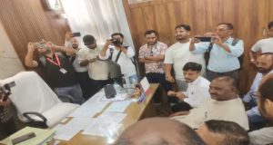 हल्द्वानी: हंडोरे की चेतावनी, कहा- शुद्धिकरण मामले में नहीं हुई कार्रवाई तो राज्य के बड़े अधिकारी होंगे पेश